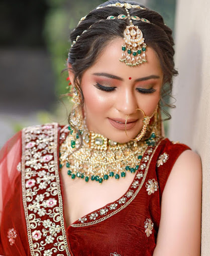 Pallavi Lucknow Makeup Artist